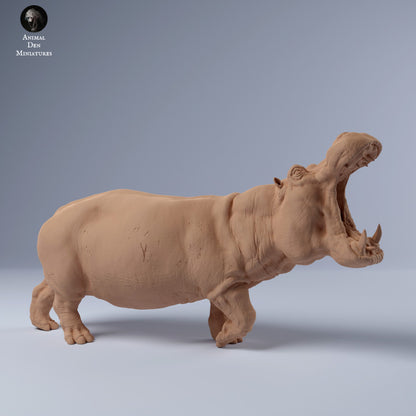 Hippo - 28mm and 32mm Scale miniature for tabletop games by Animal Den Miniatures (1 animal)
