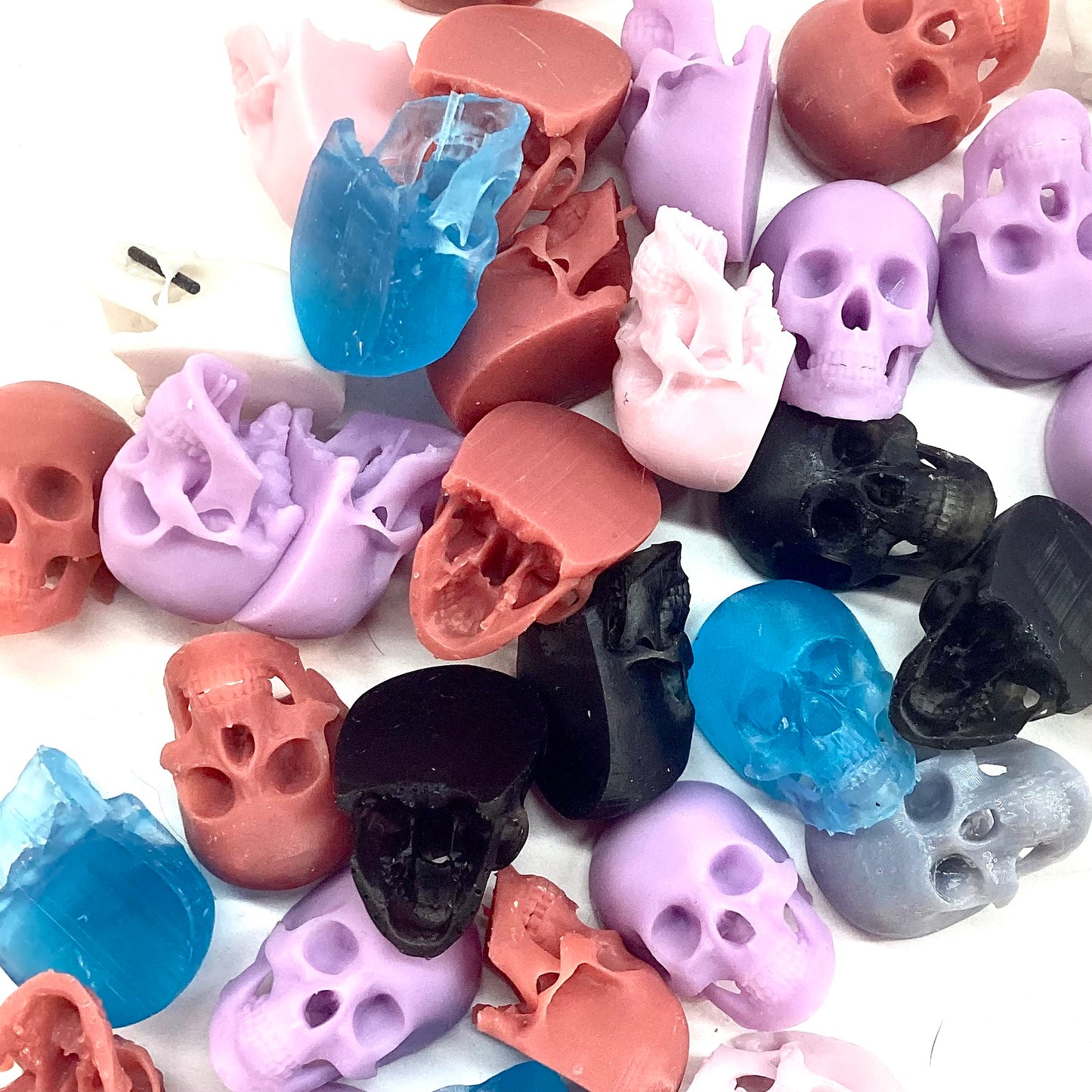 Human skulls with Flat Back, human skulls with jaw for horror dioramas, terrariums, dollhouse, arts and crafts accessories choose a size