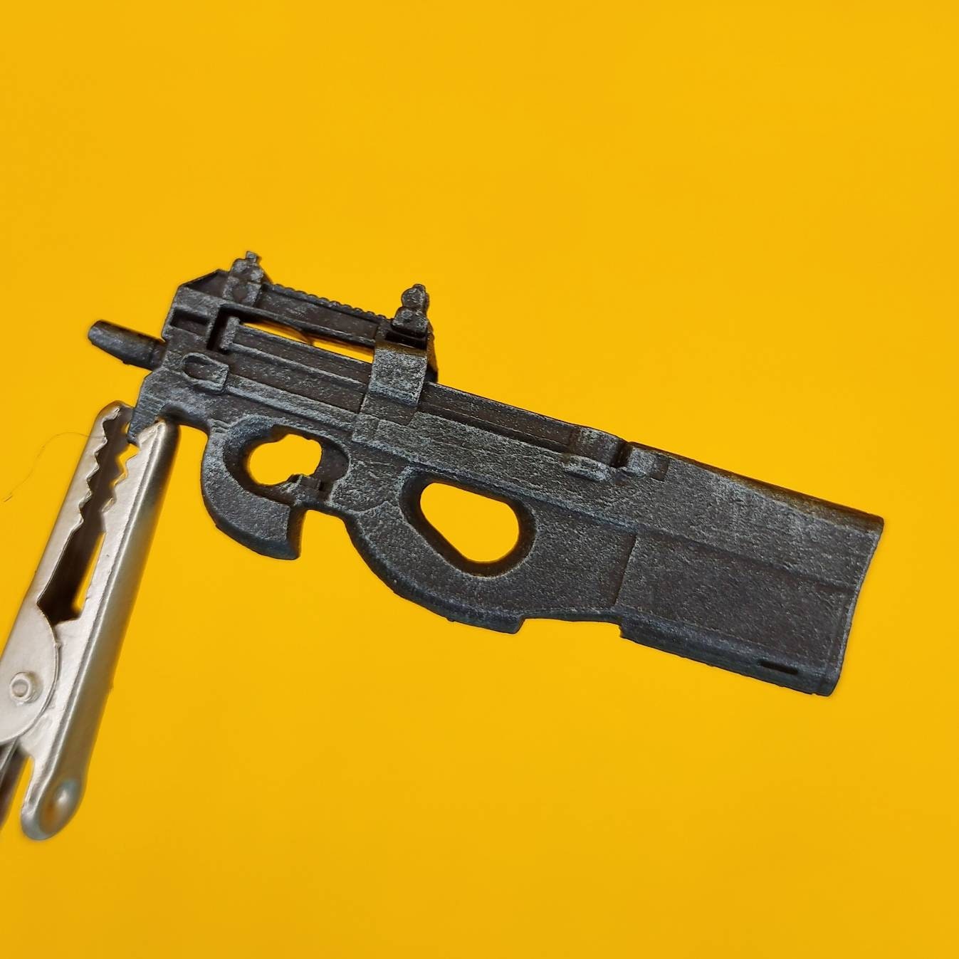 1:12 scale P90 Compact Submachine Gun 1:12 scale for use with action figures, diorama, dollhouse miniature — handmade resin scale model by The Scale Grail